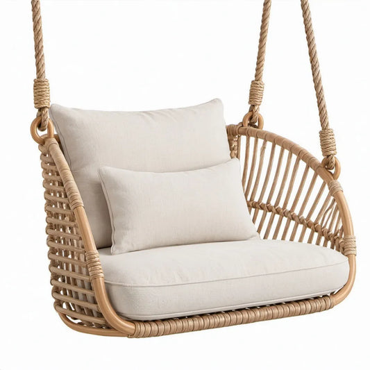 Hangstoel van natuurlijk rotan met crèmekleurige kussens, 105 x 75 x 120 cm